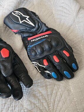 Alpinestars Honda SP-8 v3 Riding Gloves - Black/Red/Blue - 2XL 3558423-1317-2X